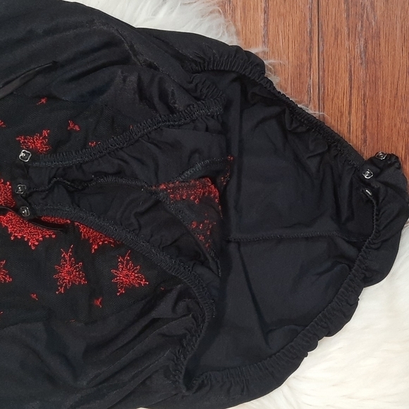 Vintage Y2k Black & Red Lace Front Teddy Bodysuit - Picture 6 of 9
